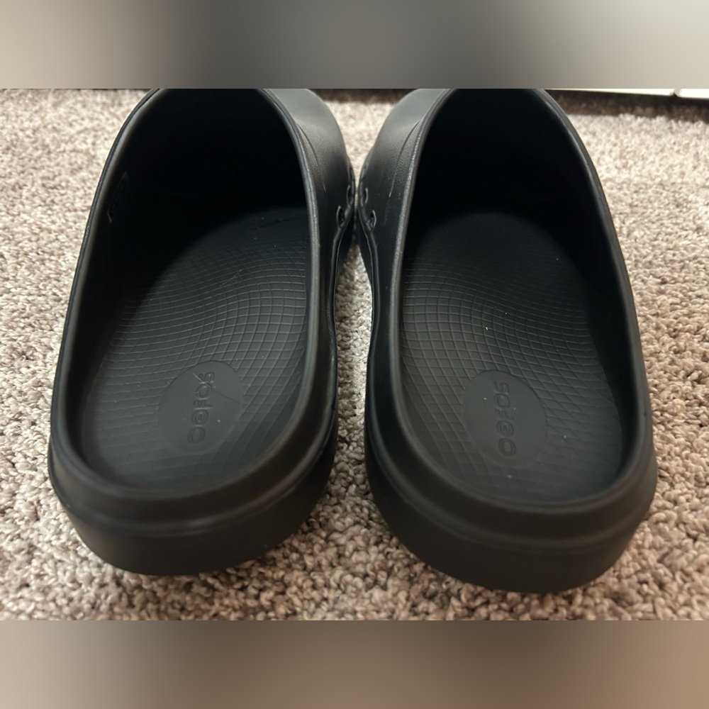 Oofos Clogs - image 5